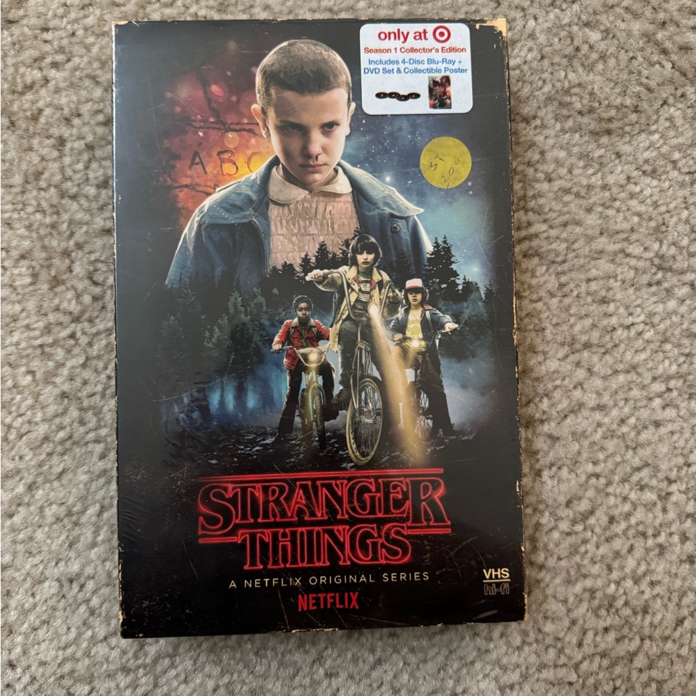 Stranger Things Season 1 DVD Collector's Edition
